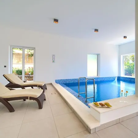 Royal Aparthotel Kornic