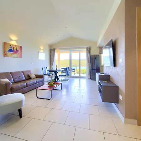 מלון דירות Royal